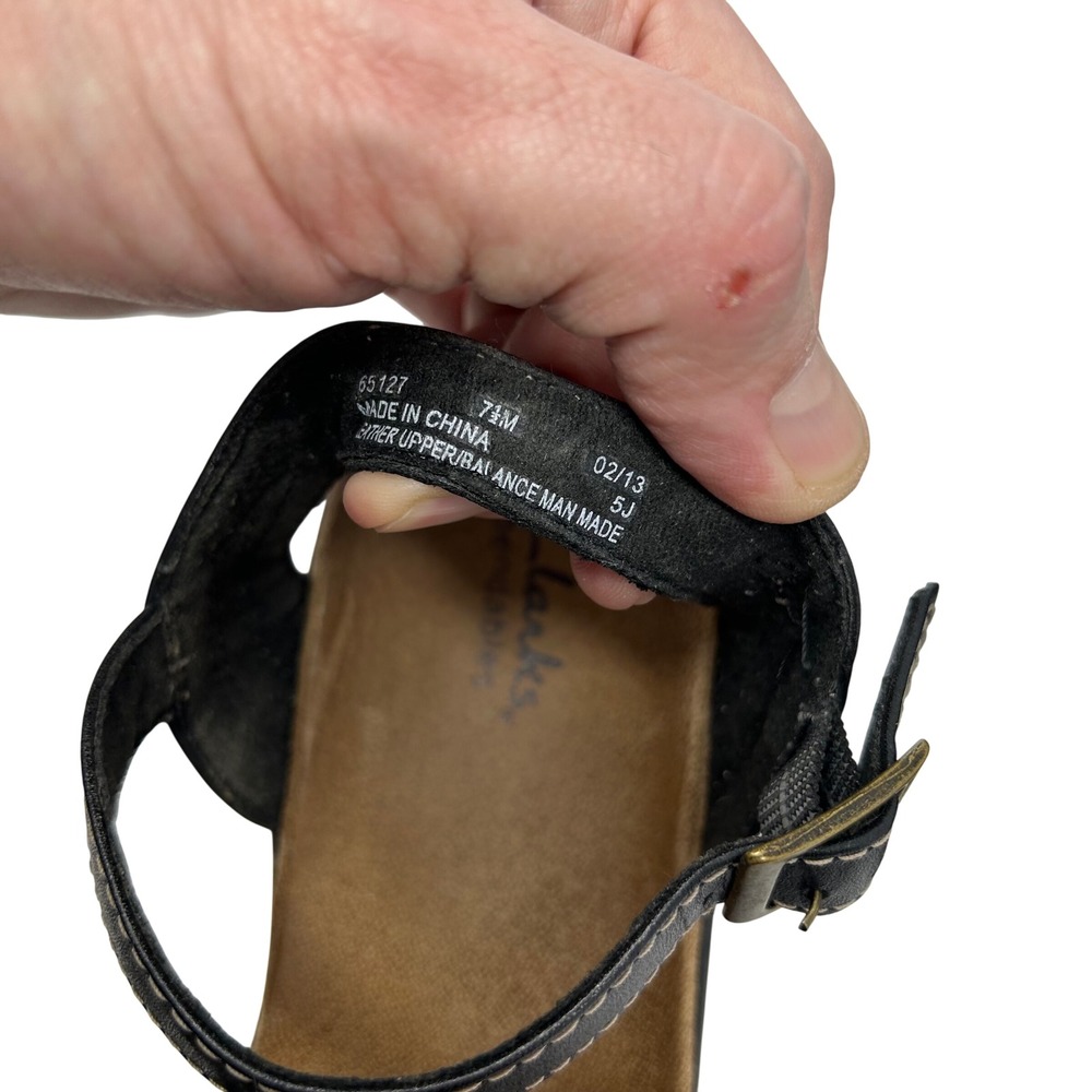Clarks Bendables Black Leather Wedge Sandals Strappy Ankle Strap Womens 7.5 - Picture 12 of 14
